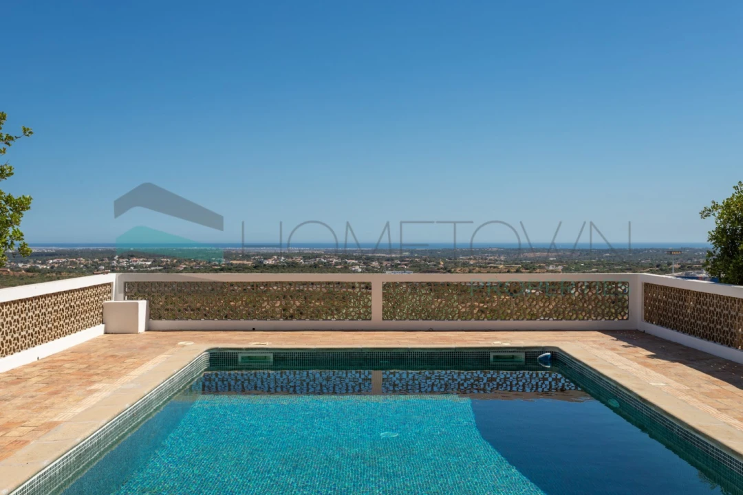 Moradia T4 para Venda em Santa Barbara de Nexe Foto 40