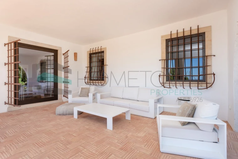 Moradia T4 para Venda em Santa Barbara de Nexe Foto 28