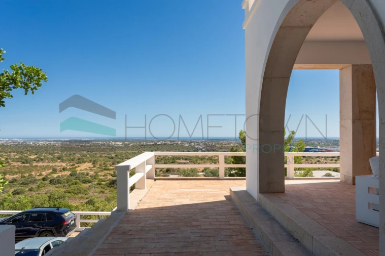 Moradia T4 para Venda em Santa Barbara de Nexe Foto 34