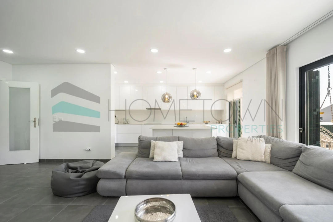 Moradia T3 para Venda em Albufeira e Olhos de Água Foto 2