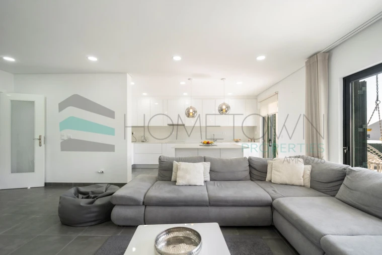 Moradia T3 para Venda em Albufeira e Olhos de Água Foto 2