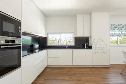 Apartamento T3 para Venda em Albufeira e Olhos de Água