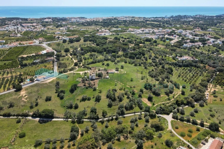 Quinta T13 para Venda em Albufeira e Olhos de Água