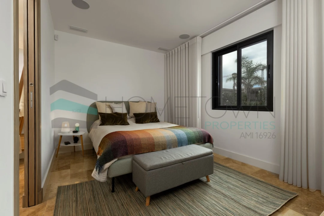 Moradia T4 para Venda em Montenegro Foto 21