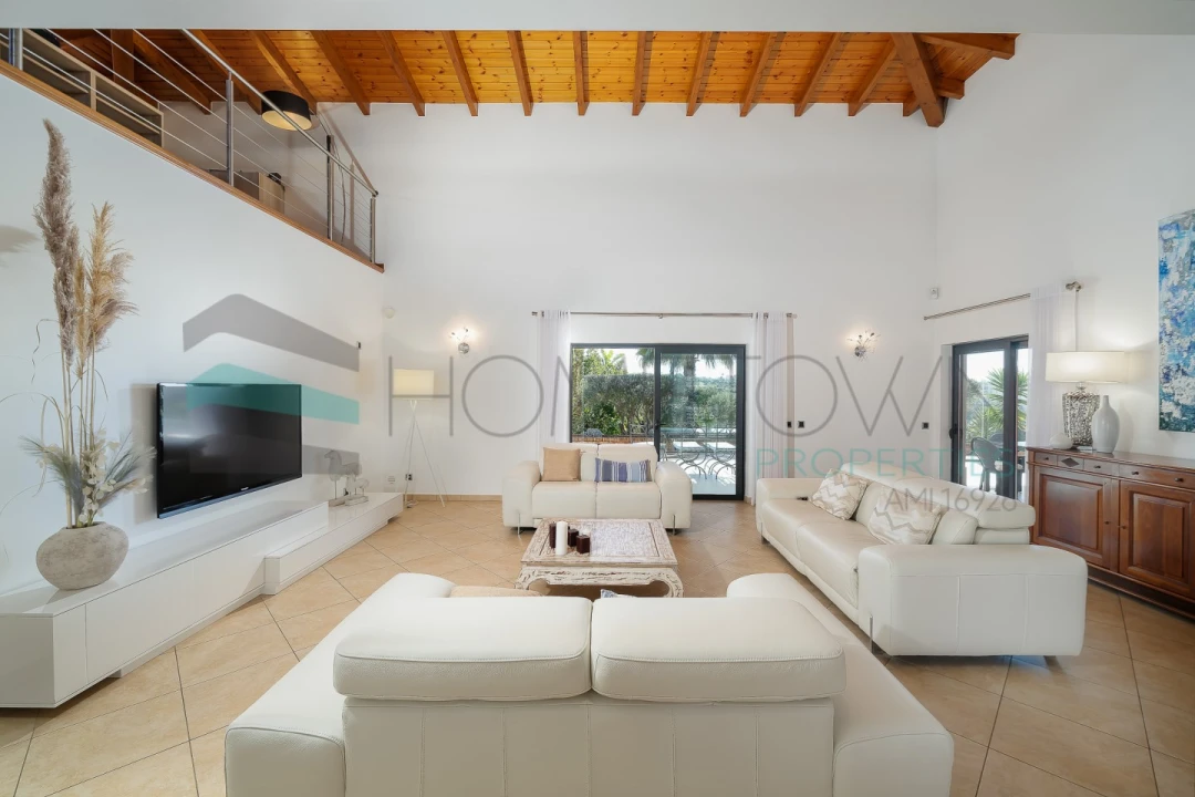 Moradia T3 para Venda em Lagos (São Sebastião e Santa Maria) Foto 11