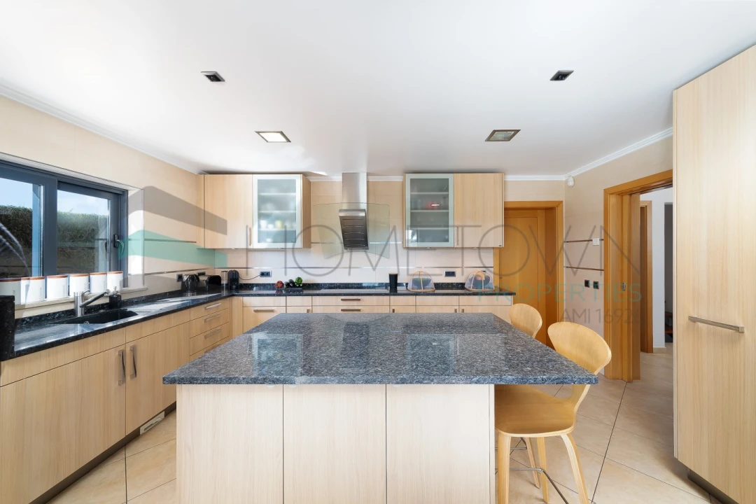 Moradia T3 para Venda em Lagos (São Sebastião e Santa Maria) Foto 12