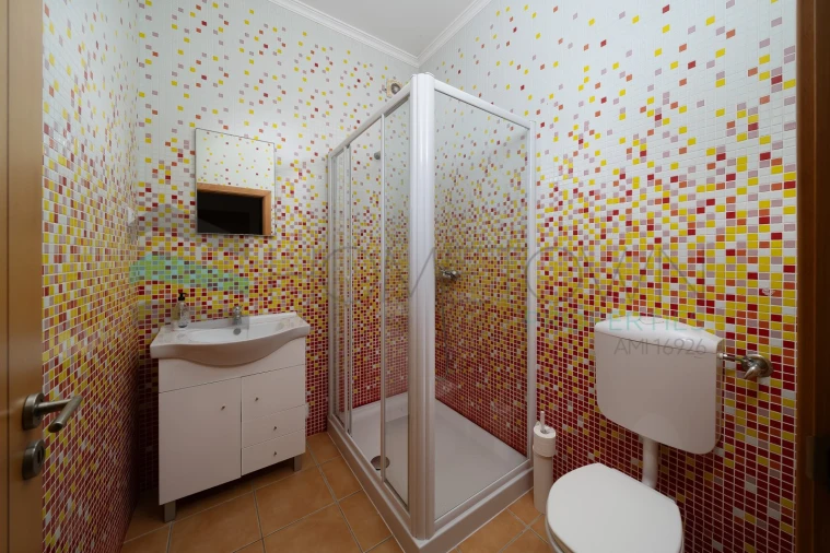 Moradia T3 para Venda em Lagos (São Sebastião e Santa Maria) Foto 32