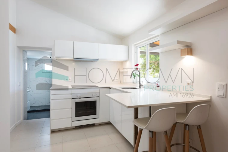 Moradia T2 para Venda em Santa Barbara de Nexe Foto 1