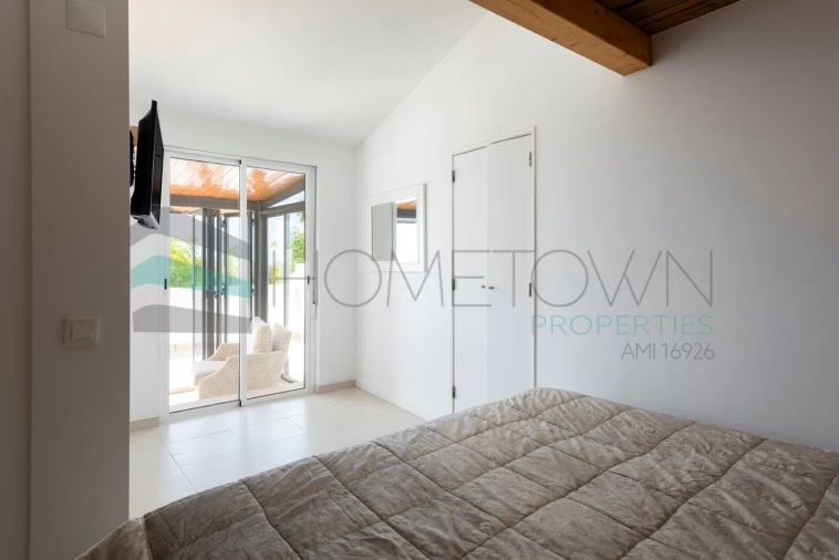 Moradia T2 para Venda em Santa Barbara de Nexe Foto 11