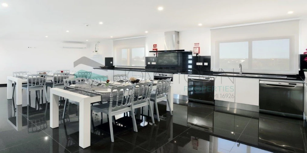 Negócio para Venda em Albufeira e Olhos de Água Foto 24