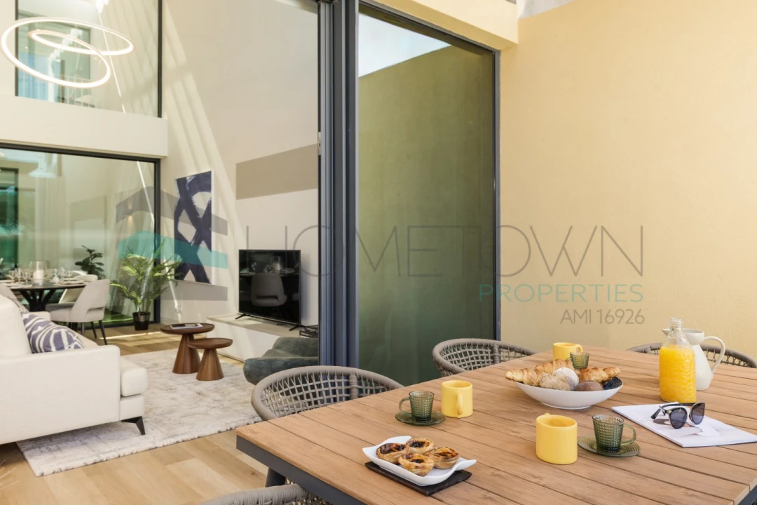 Moradia T2 para Venda em Quarteira Foto 6