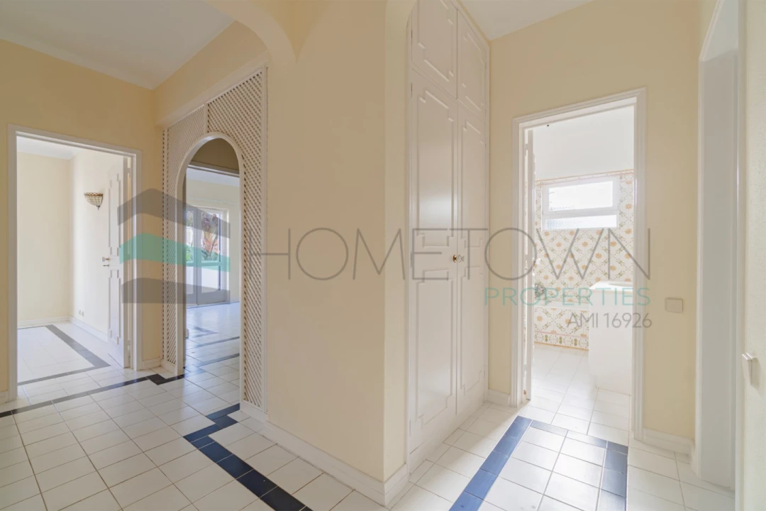 Moradia T6 para Venda em Albufeira e Olhos de Água Foto 17