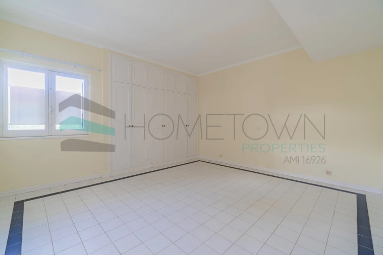 Moradia T6 para Venda em Albufeira e Olhos de Água Foto 24