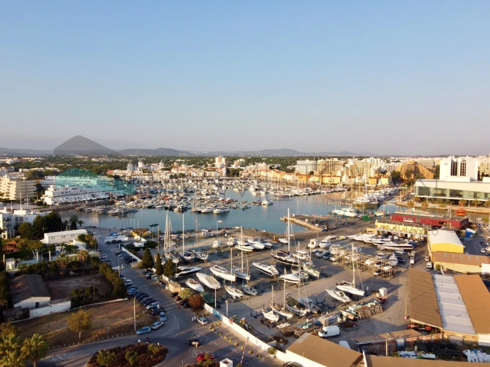 Terreno para Venda em Quarteira Foto 11