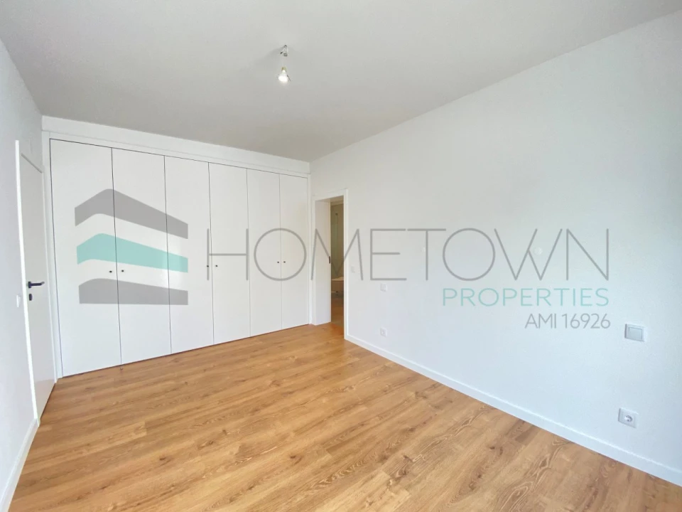 Moradia T3 para Venda em Quarteira Foto 16