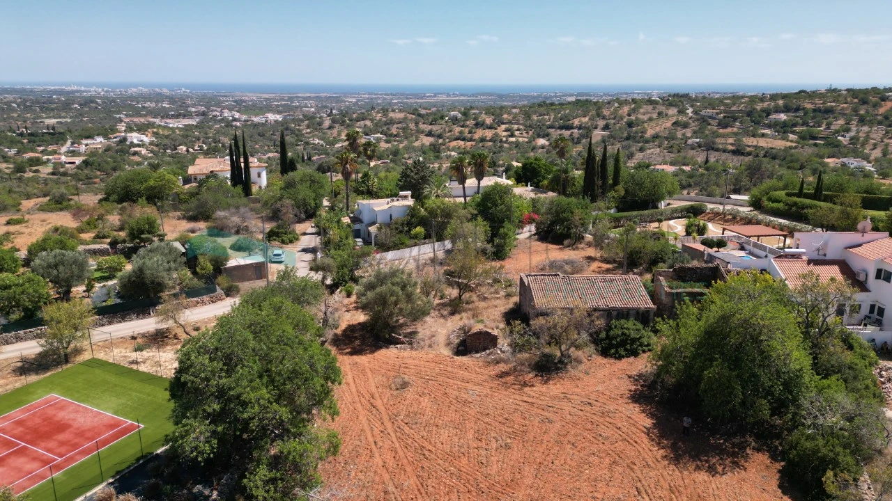 Moradia T4 para Venda em Boliqueime Foto 22