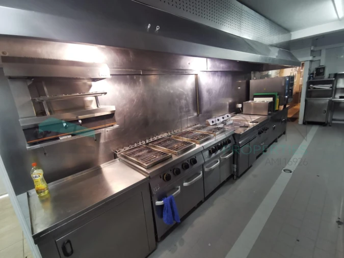 Negócio para Venda em Quarteira Foto 10