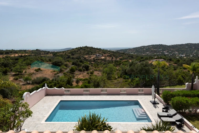 Moradia T5 para Venda em Loule (São Clemente) Foto 46