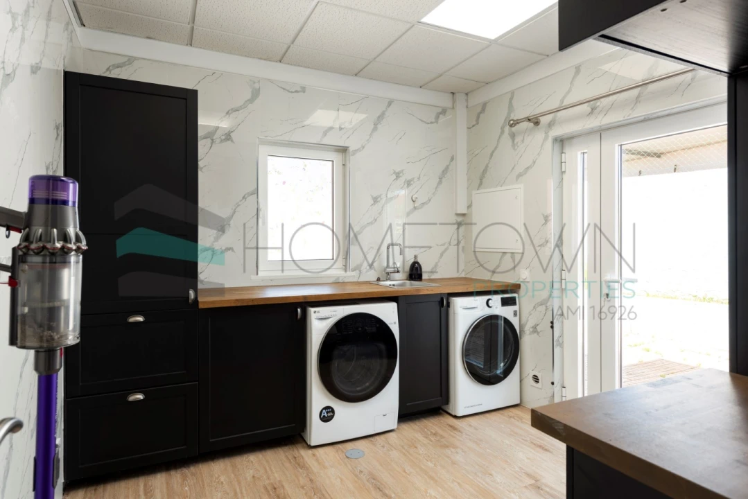 Moradia T5 para Venda em Almancil Foto 34