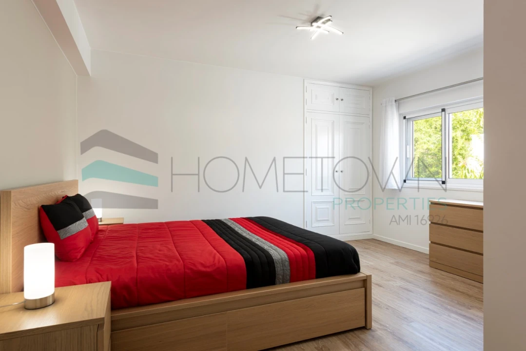 Moradia T5 para Venda em Almancil Foto 25