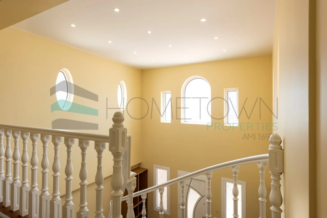 Moradia T5 para Venda em Almancil Foto 17