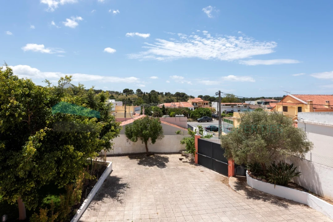 Moradia T5 para Venda em Almancil Foto 38