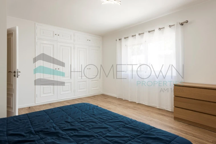 Moradia T5 para Venda em Almancil Foto 23