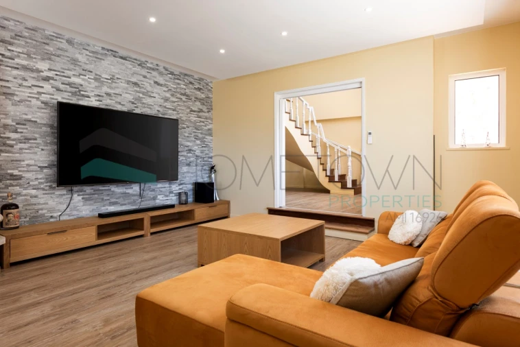 Moradia T5 para Venda em Almancil Foto 9