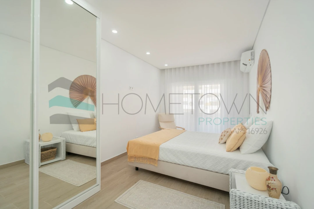 Apartamento T2 para Venda em Quarteira Foto 10