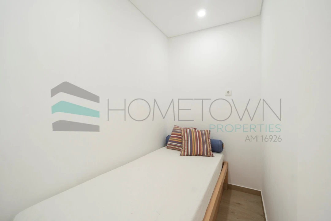 Apartamento T2 para Venda em Quarteira Foto 12