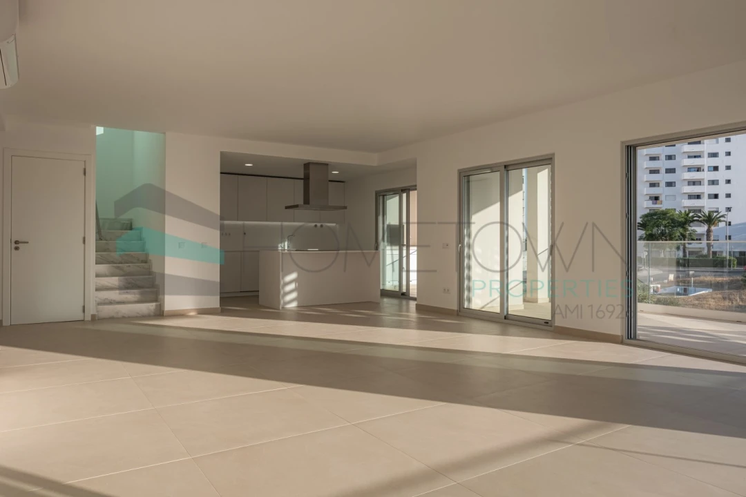 Apartamento T3 para Venda em Albufeira e Olhos de Água Foto 8