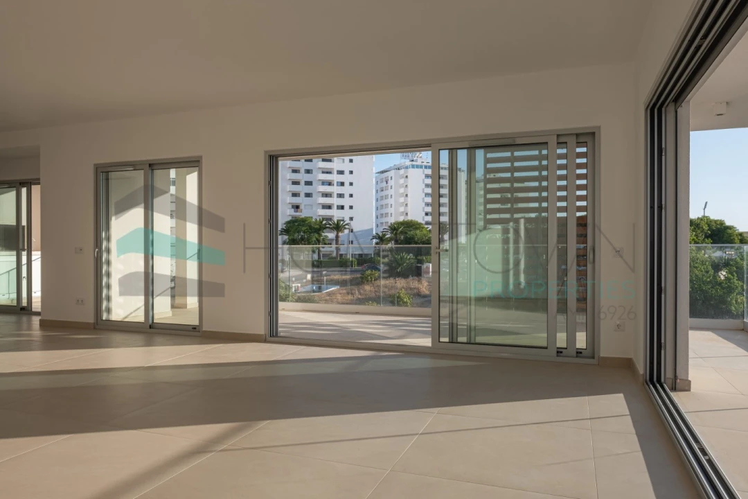 Apartamento T3 para Venda em Albufeira e Olhos de Água Foto 9