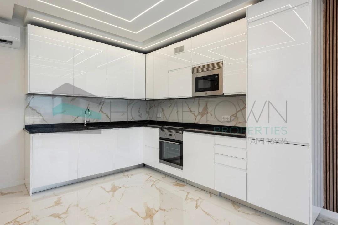 Apartamento T3 para Venda em Quarteira Foto 7