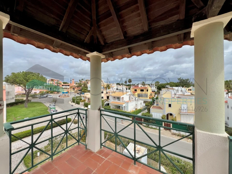 Apartamento T2 para Venda em Quarteira Foto 15
