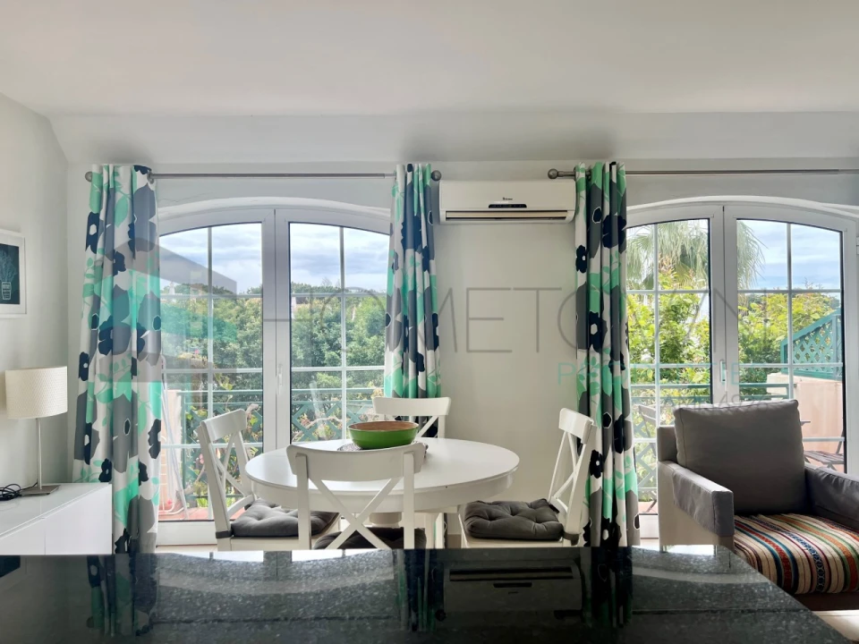 Apartamento T2 para Venda em Quarteira Foto 2