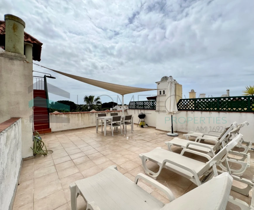 Apartamento T2 para Venda em Quarteira Foto 24