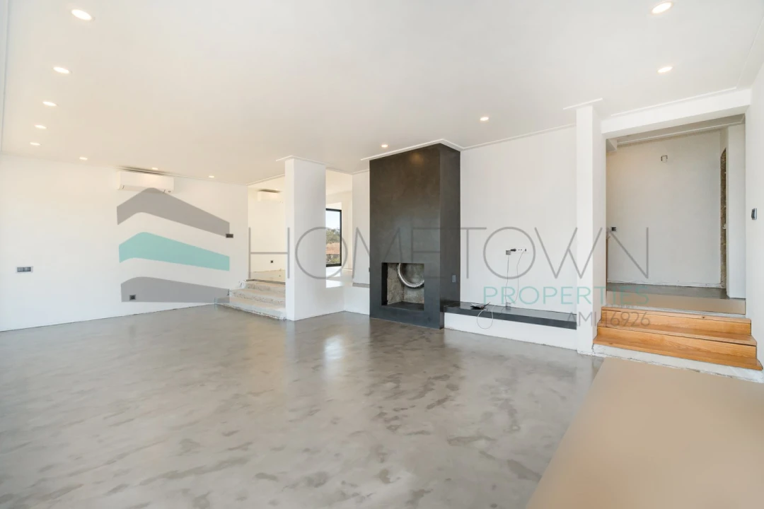 Moradia T5 para Venda em Quarteira Foto 12