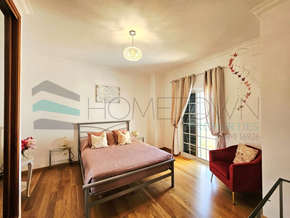 Moradia T3 para Venda em Almancil Foto 18