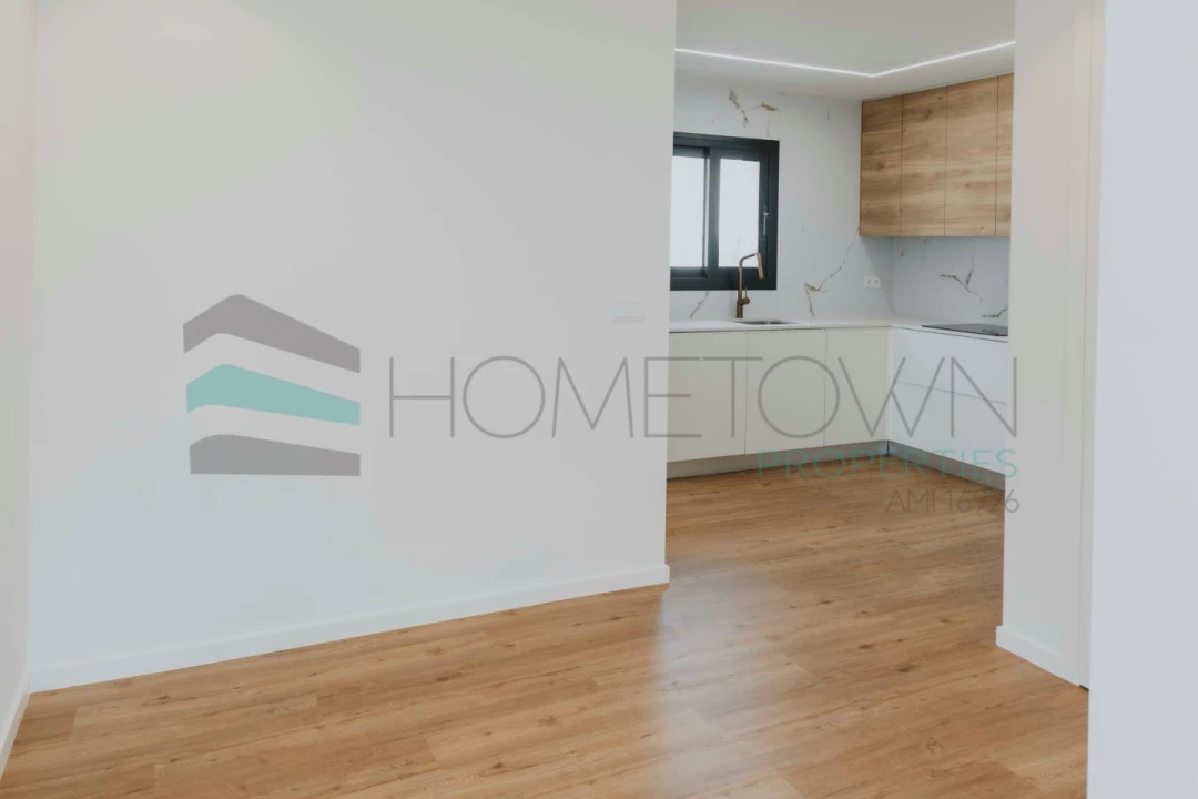 Moradia T3 para Venda em Loule (São Sebastião) Foto 7