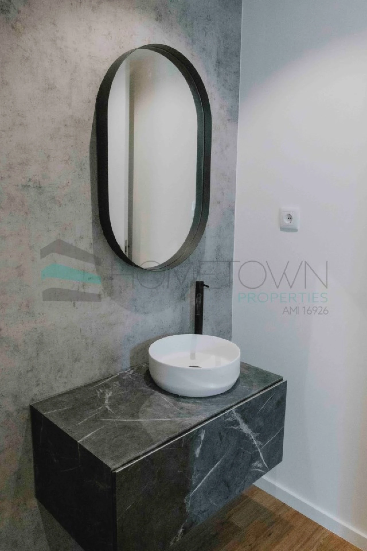 Moradia T3 para Venda em Loule (São Sebastião) Foto 14