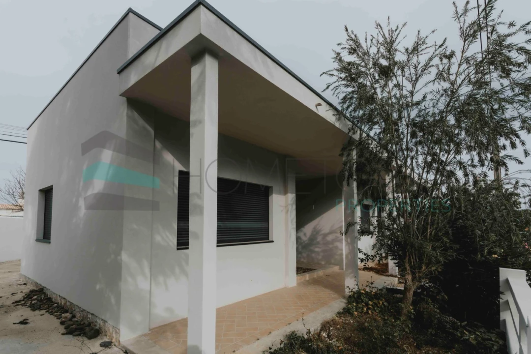 Moradia T3 para Venda em Loule (São Sebastião) Foto 23