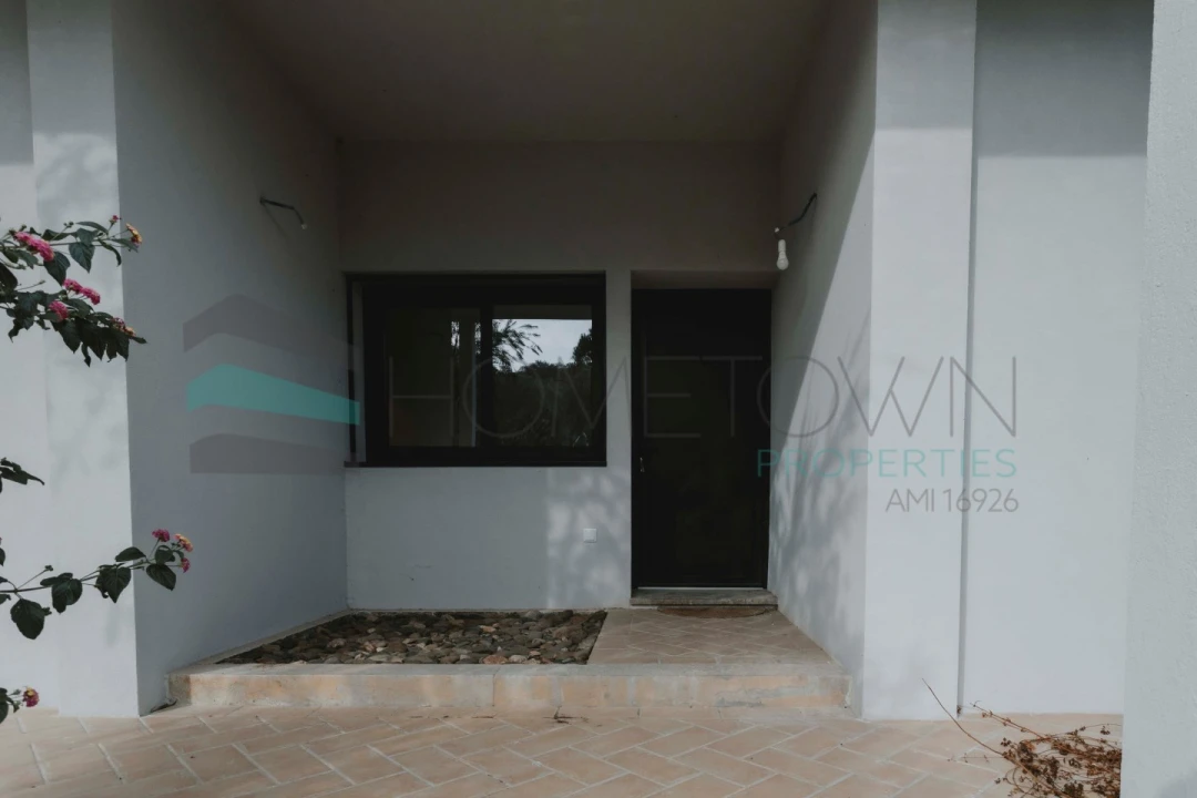 Moradia T3 para Venda em Loule (São Sebastião) Foto 25