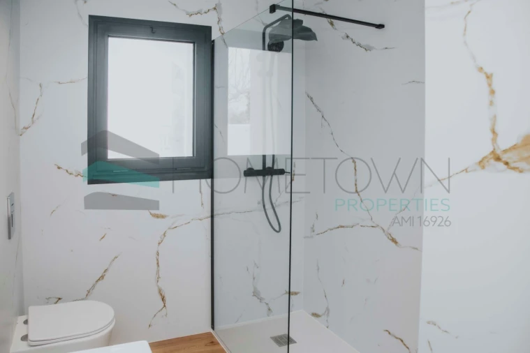 Moradia T3 para Venda em Loule (São Sebastião) Foto 16