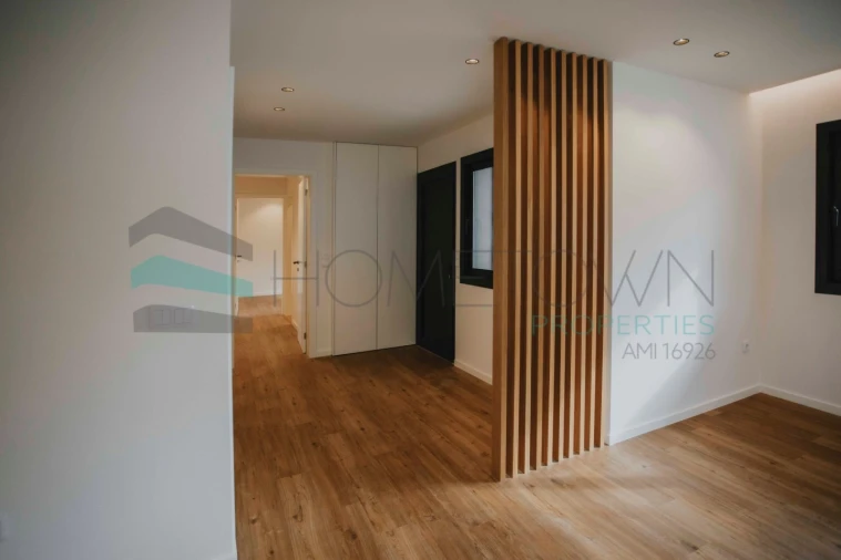 Moradia T3 para Venda em Loule (São Sebastião) Foto 19