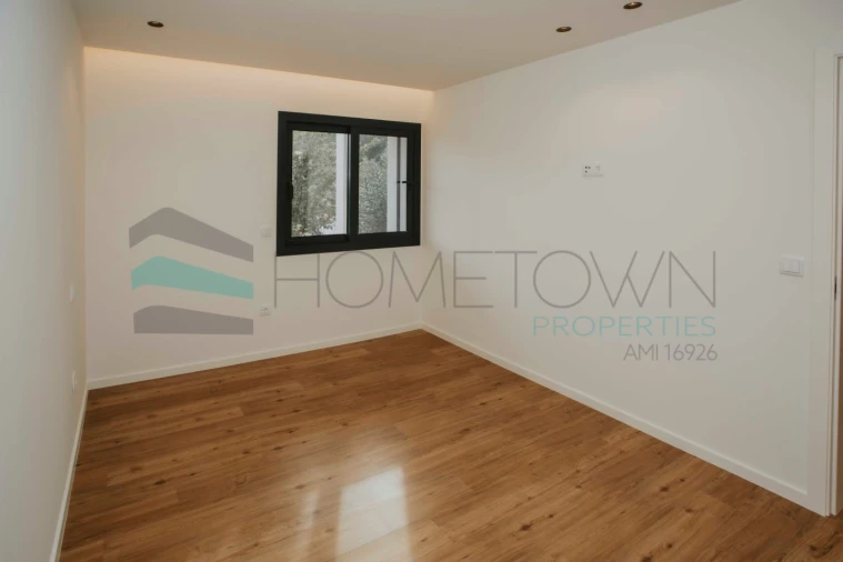 Moradia T3 para Venda em Loule (São Sebastião) Foto 20