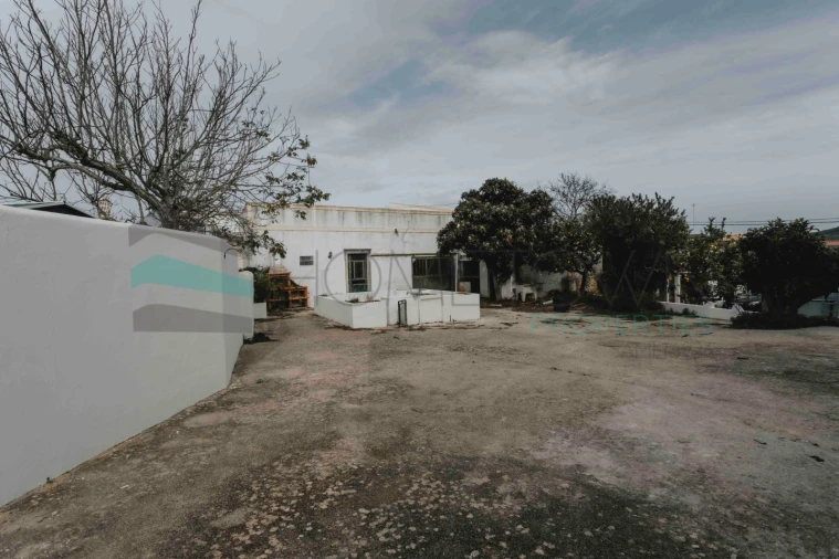 Moradia T3 para Venda em Loule (São Sebastião) Foto 28