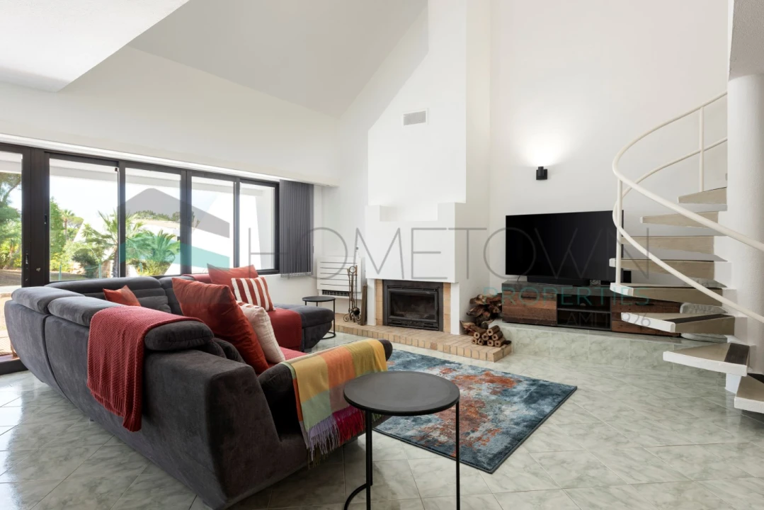 Moradia T2 para Venda em Quarteira Foto 1