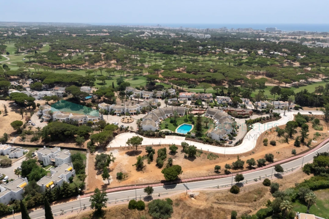 Moradia T2 para Venda em Quarteira Foto 30