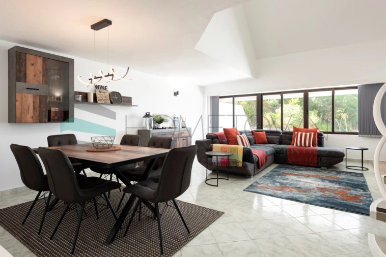 Moradia T2 para Venda em Quarteira Foto 3