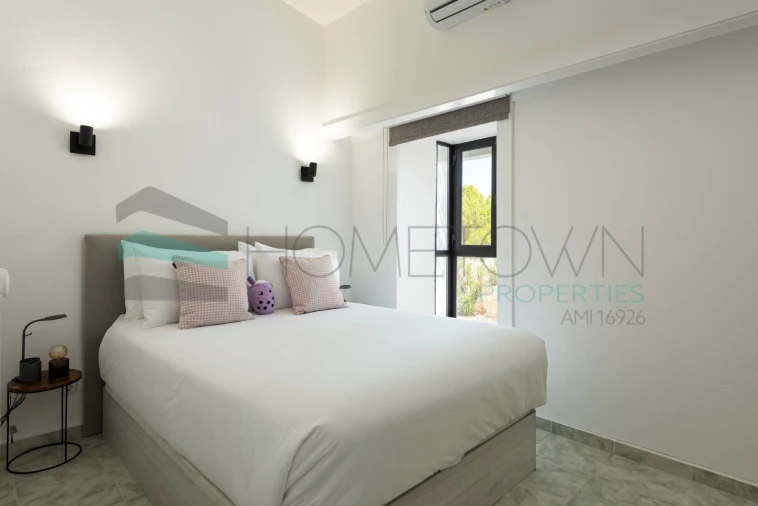 Moradia T2 para Venda em Quarteira Foto 10